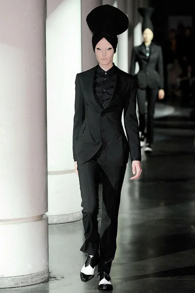 Look 45